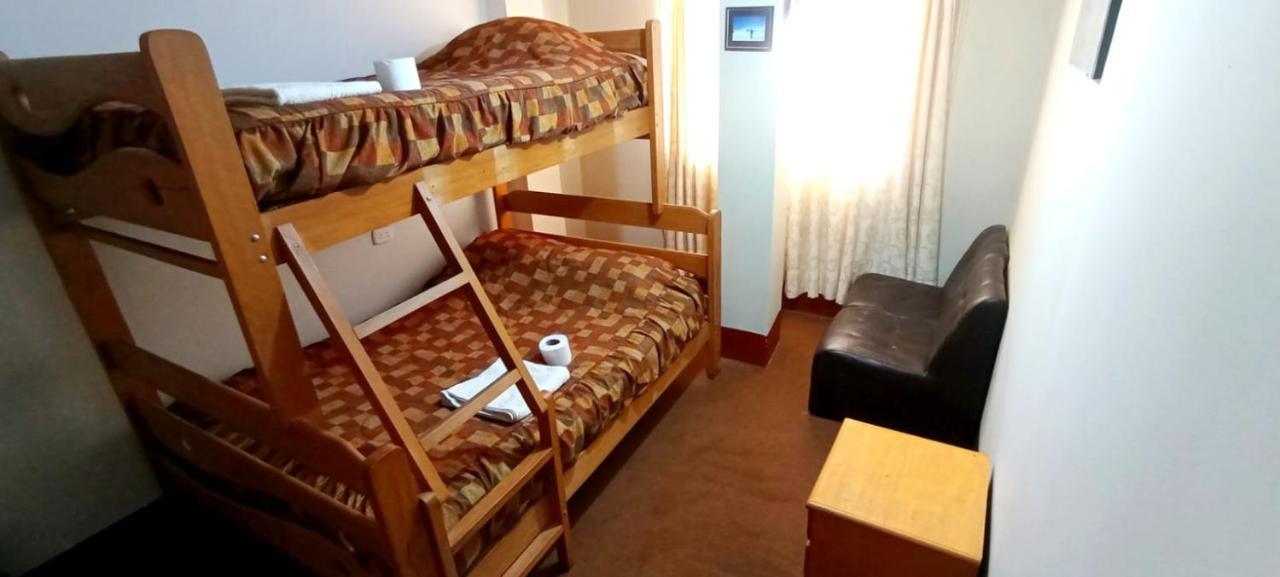 Andes Hostel Уарас Екстериор снимка