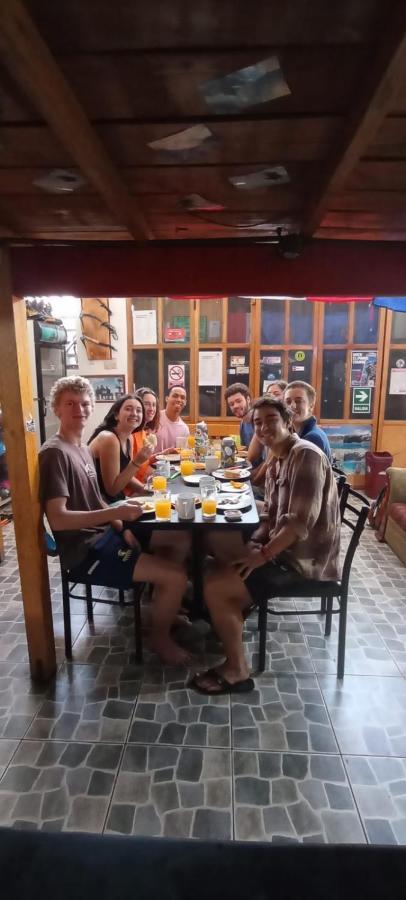 Andes Hostel Уарас Екстериор снимка