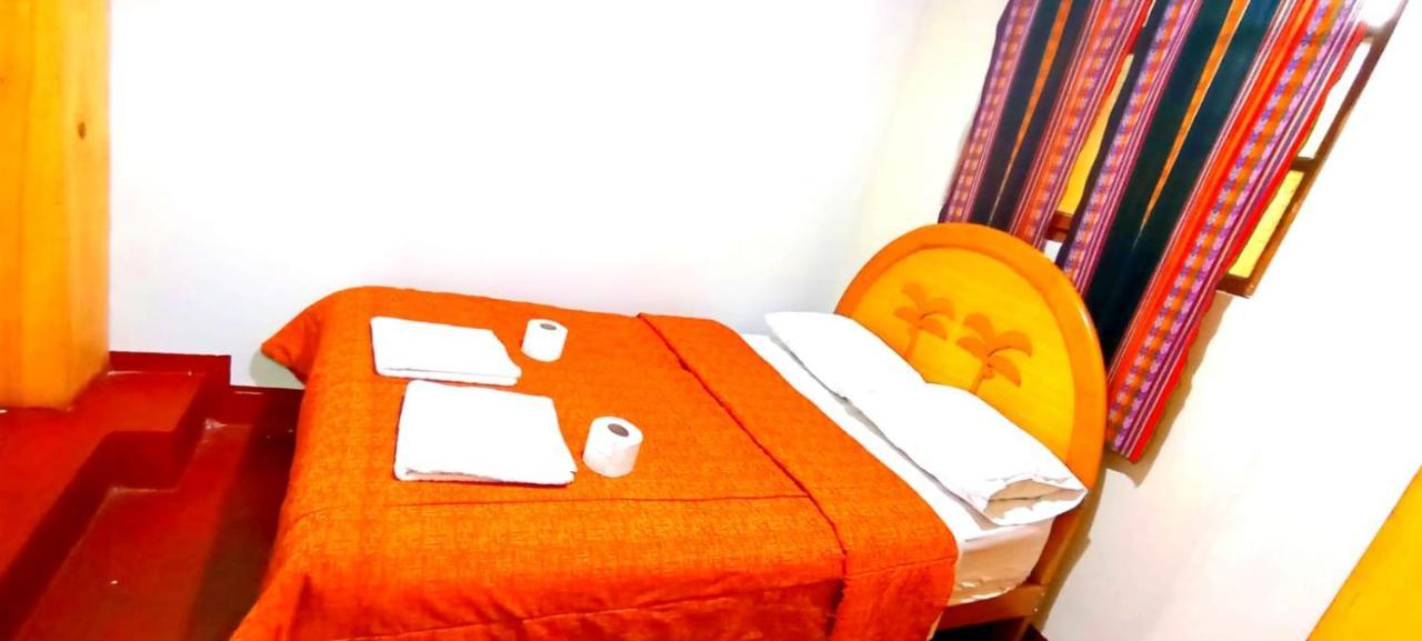 Andes Hostel Уарас Екстериор снимка
