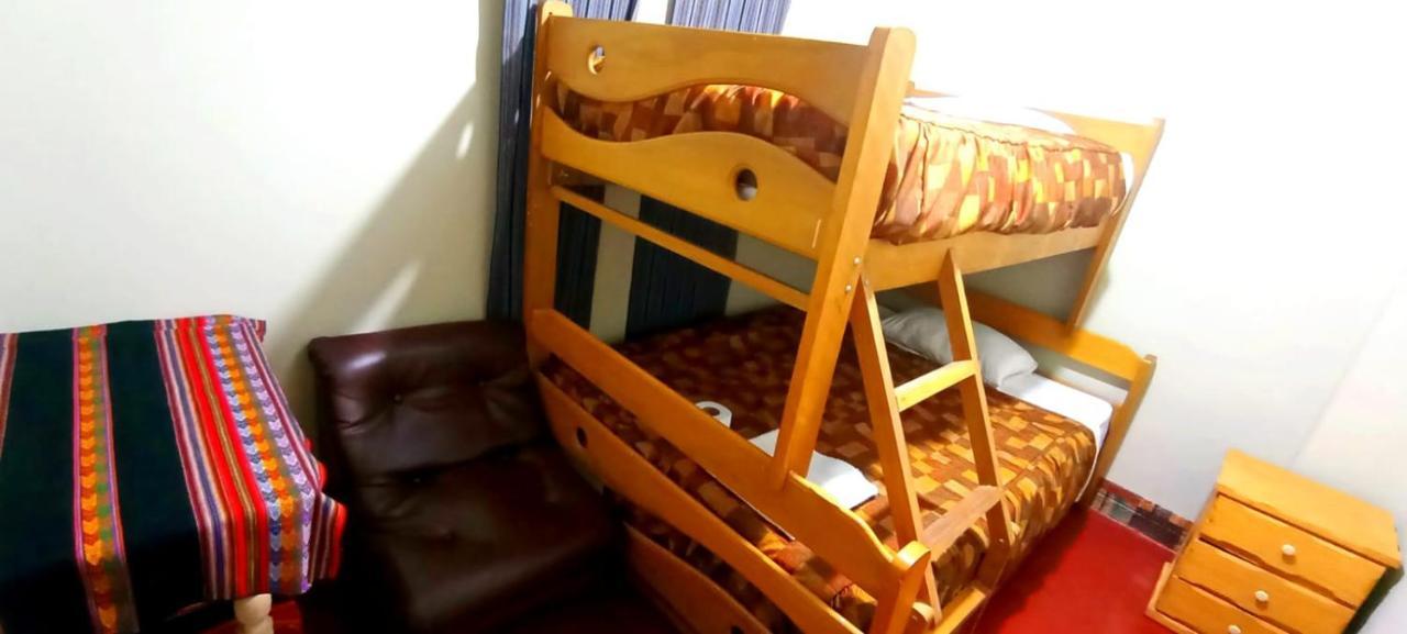 Andes Hostel Уарас Екстериор снимка