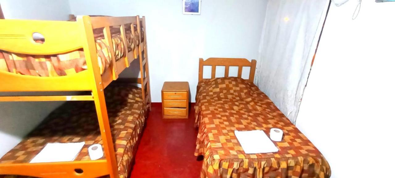 Andes Hostel Уарас Екстериор снимка