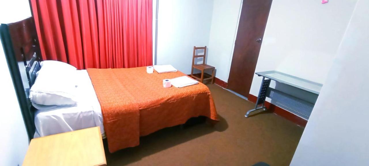 Andes Hostel Уарас Екстериор снимка