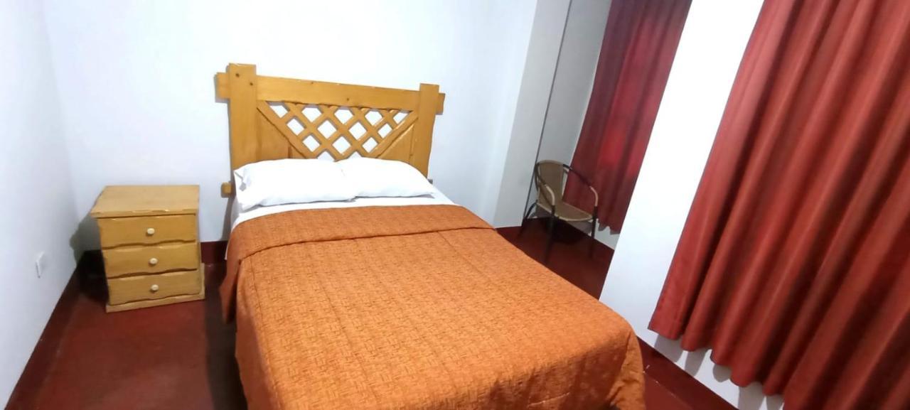 Andes Hostel Уарас Екстериор снимка