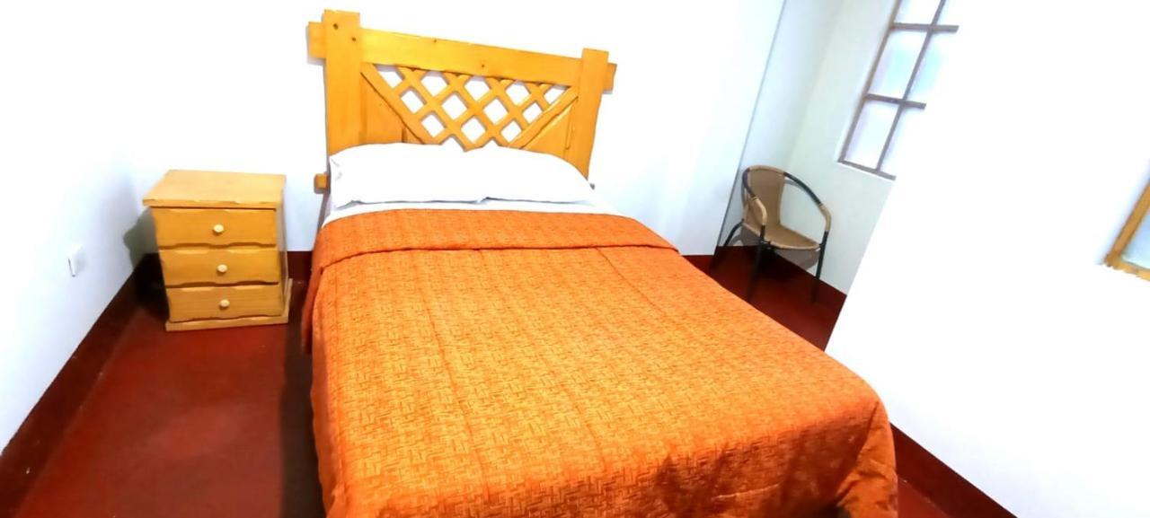 Andes Hostel Уарас Екстериор снимка